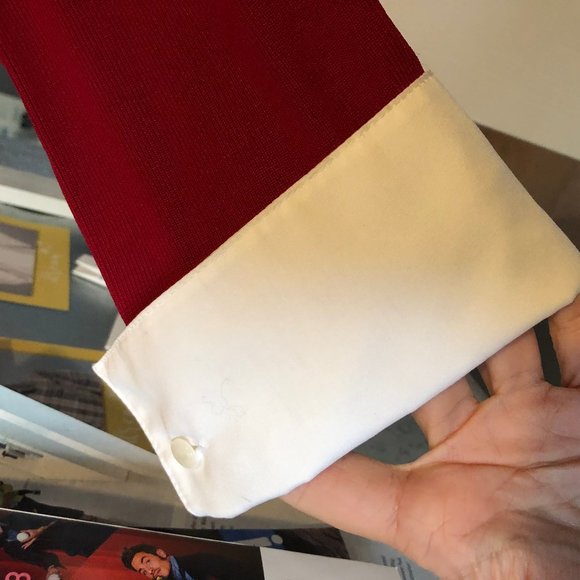 Talbot's Red Sweater with Removable Collar & Cuffs - Picture 3 of 5